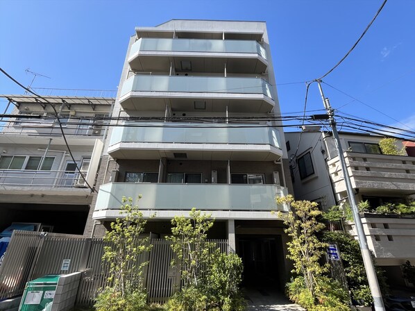 ハビテ外苑の物件外観写真